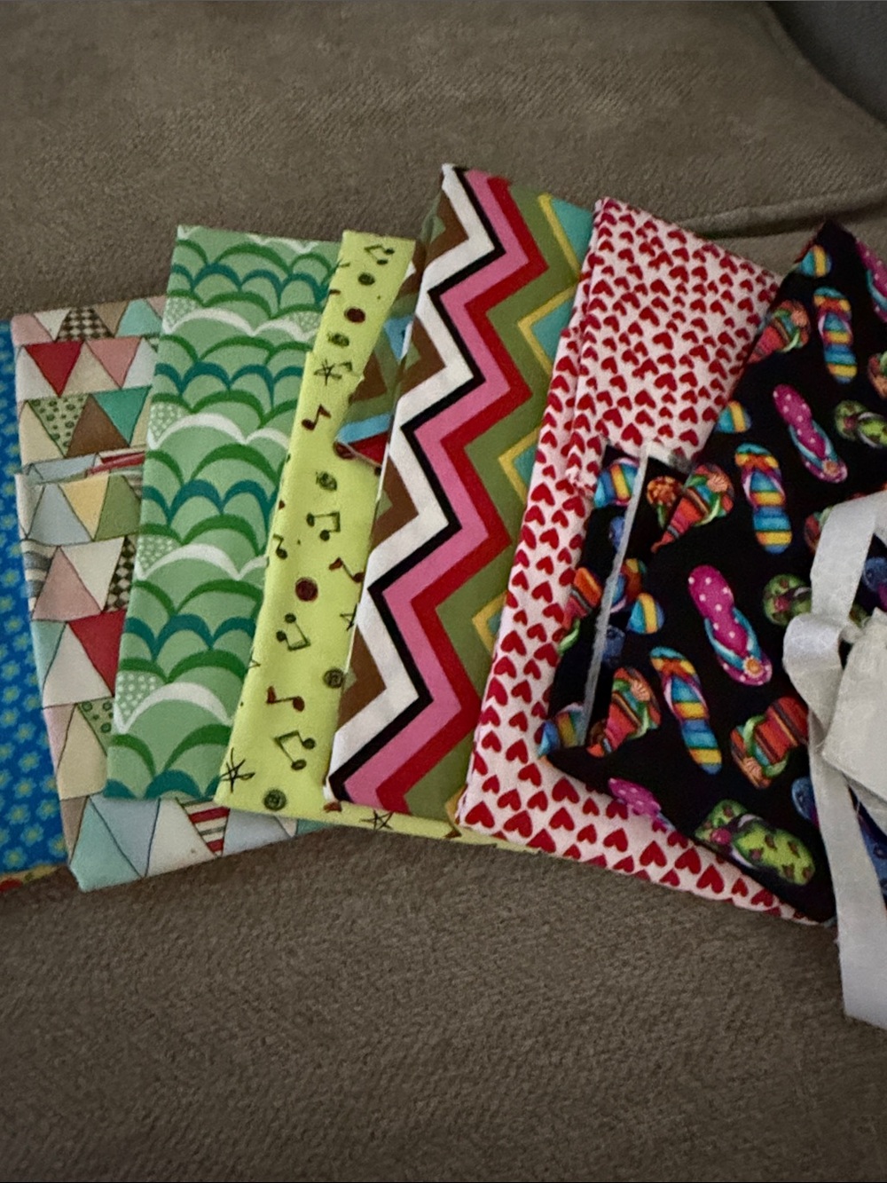 MulticolorFabric Bundle - Assorted Patterned Cotton - Picture 3 of 4